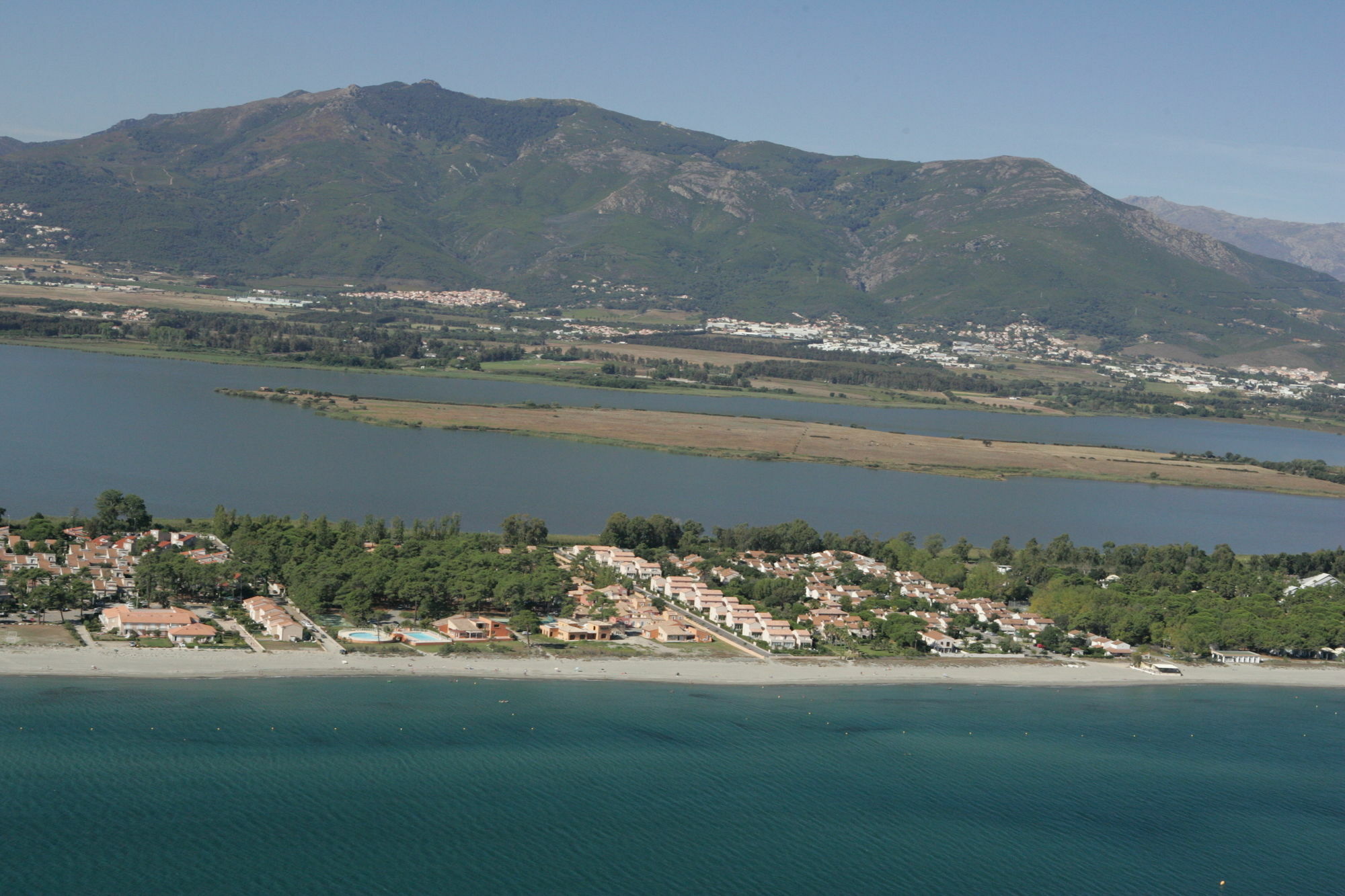 Residence Cala Bianca Borgo  Buitenkant foto